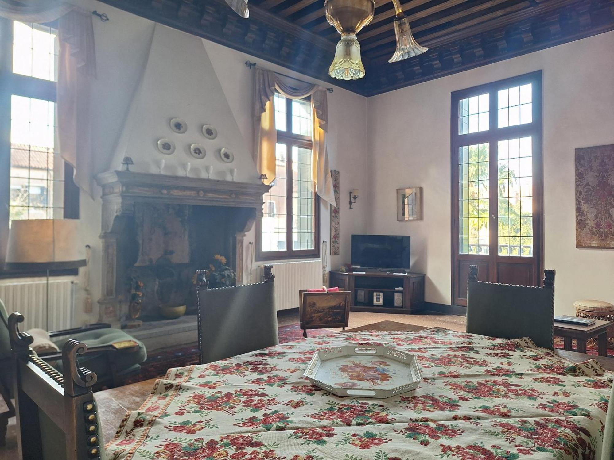 ונציה Appartamenti Inside Palazzo Foscarini מראה חיצוני תמונה