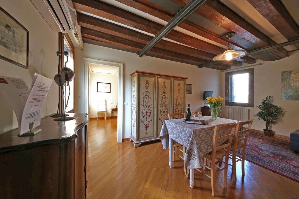 ונציה Appartamenti Inside Palazzo Foscarini מראה חיצוני תמונה