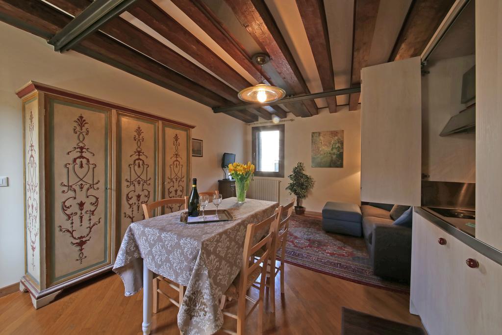 ונציה Appartamenti Inside Palazzo Foscarini מראה חיצוני תמונה