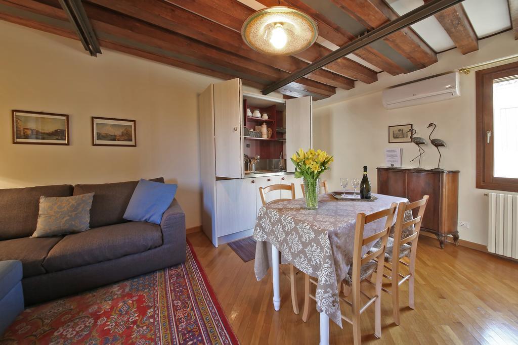 ונציה Appartamenti Inside Palazzo Foscarini מראה חיצוני תמונה